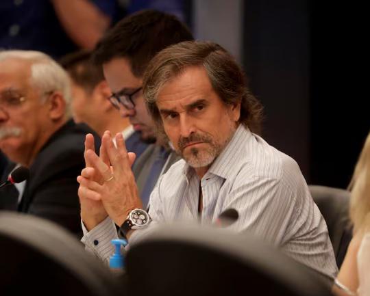 apfdigital_398760_tapa_842024_104241