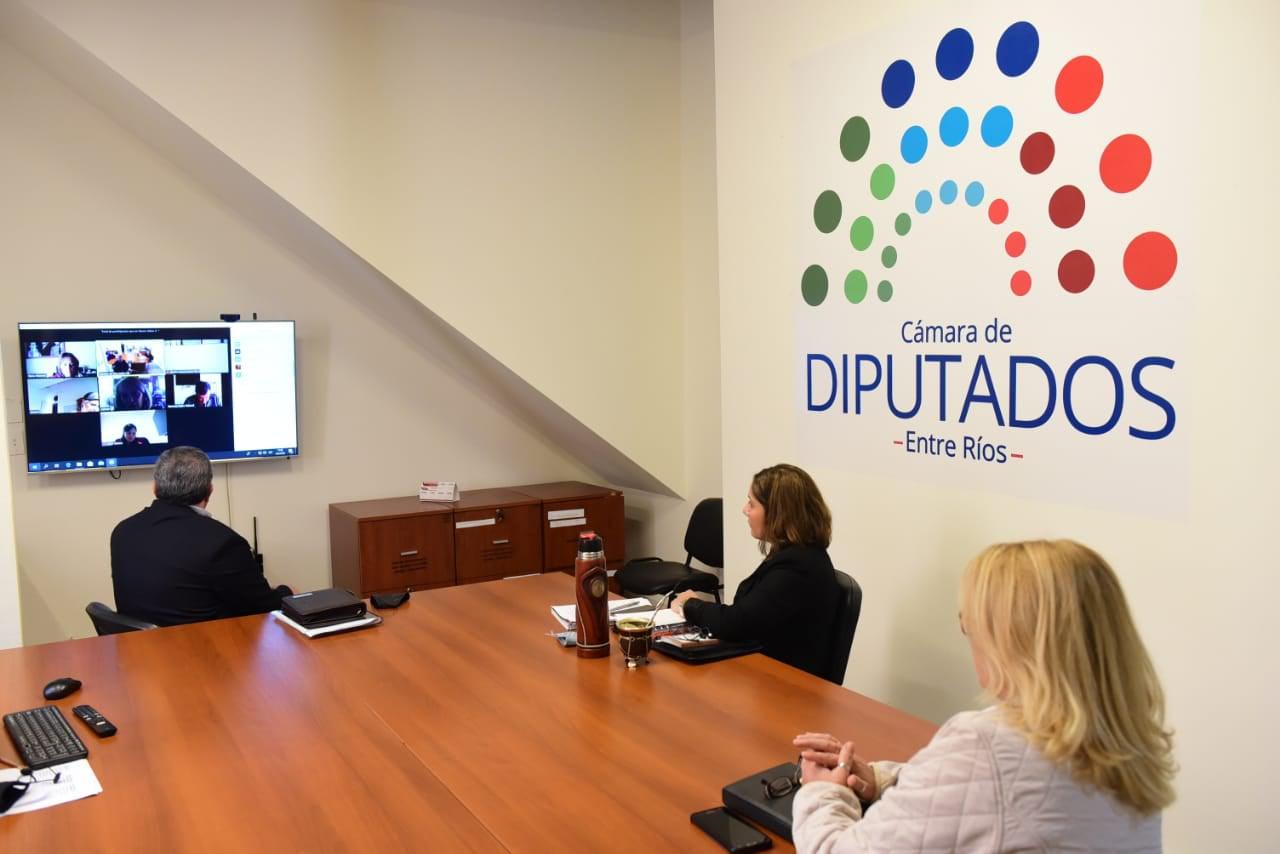 apfdigital_345018_tapa_592020_131412